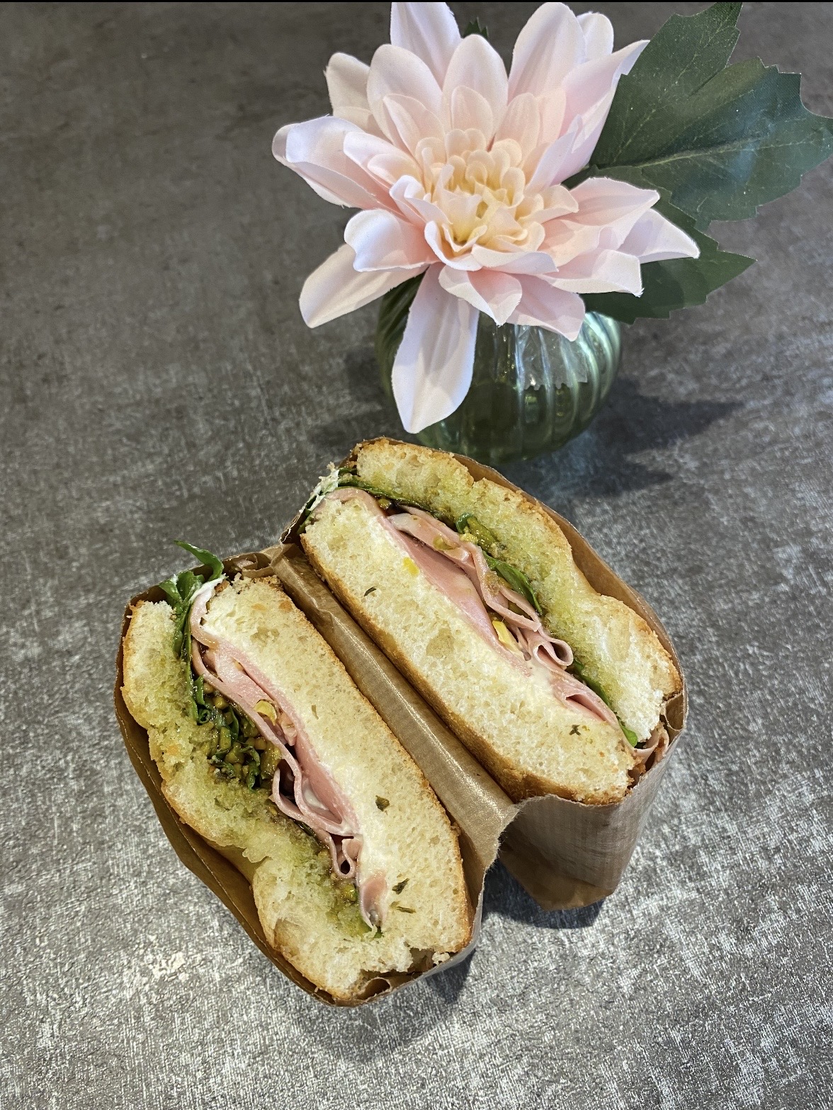 Lire la suite à propos de l’article Retour à Salerne